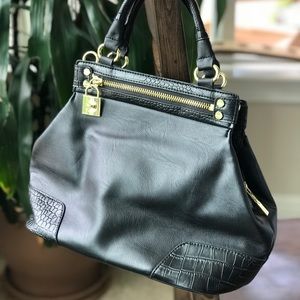 Olivia + Joy handbag
